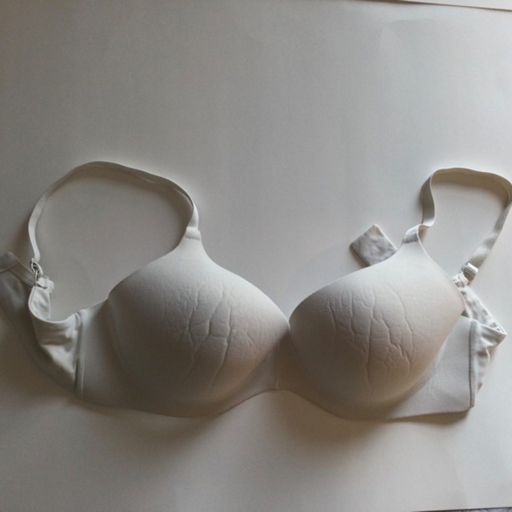 Warners Nude Color Padded Bra Size 36 C